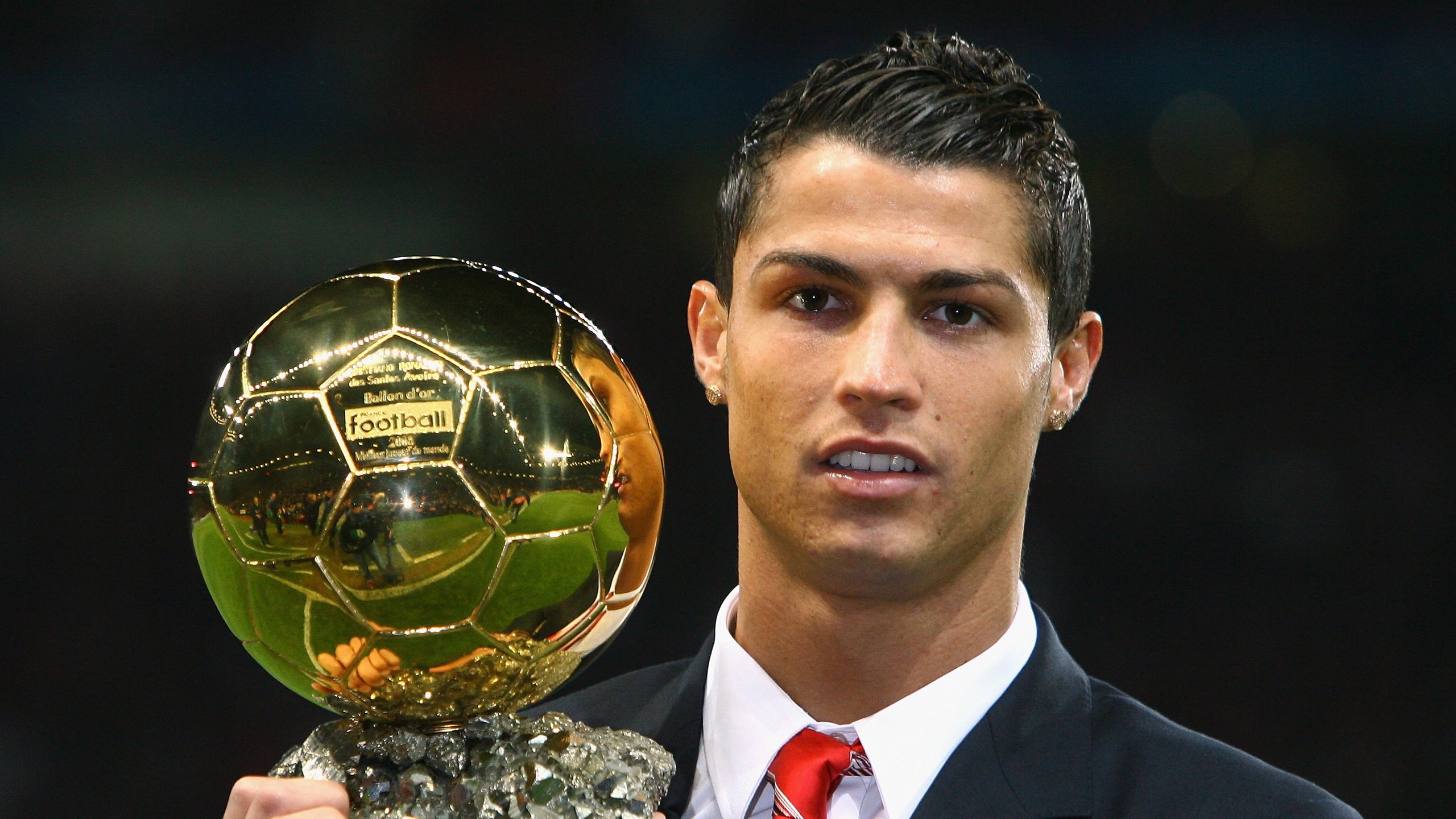 巴西队在南美预赛中稳定领先，晋级形势乐观